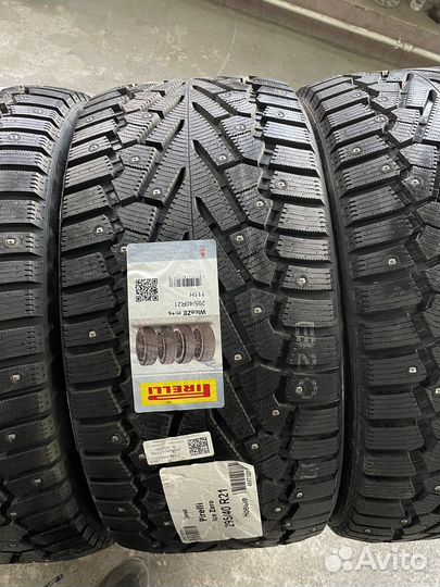 Pirelli Ice Zero 295/40 R21 111H