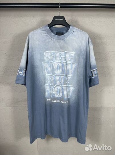Футболка Balenciaga
