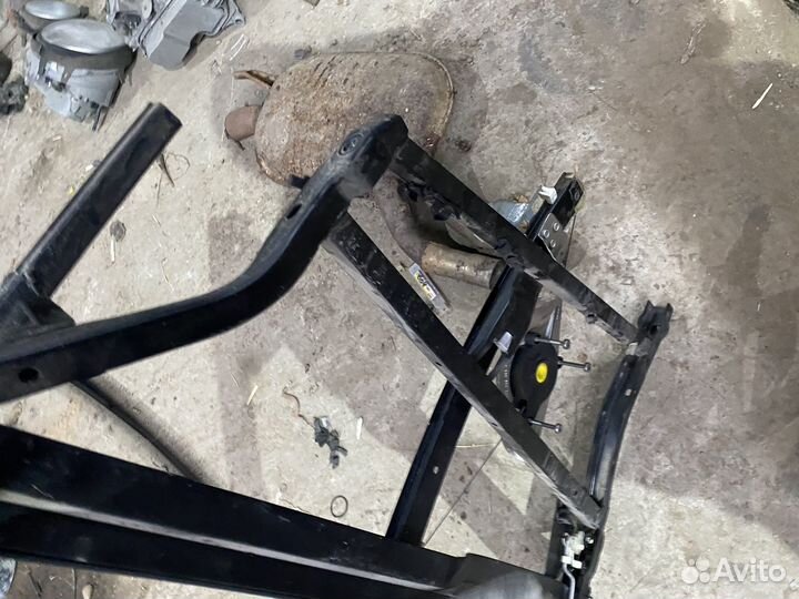 Ауди А6 С5 задний правый эсп с рамкой