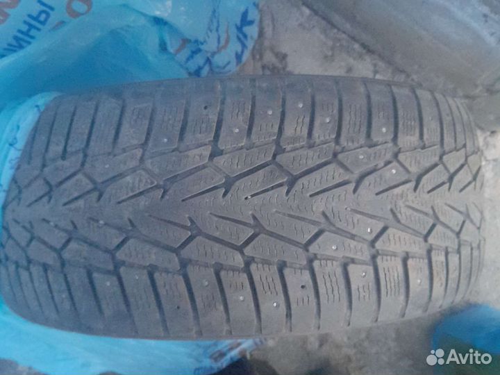 Nokian Tyres Hakkapeliitta 7 235/50 R18 101T