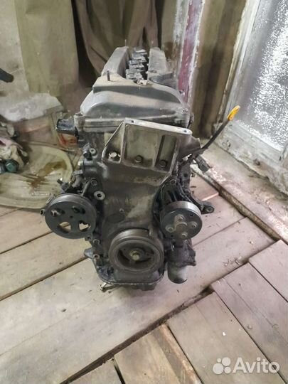 Двигатель 2azfe