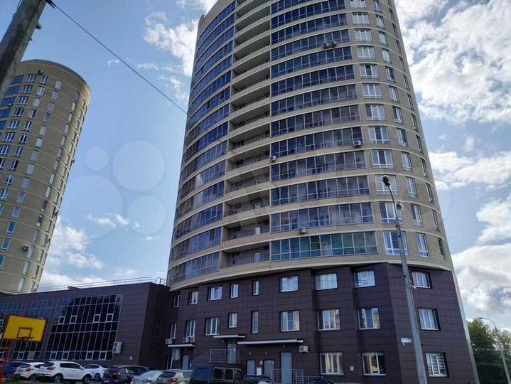 Машиноместо, 13 м²