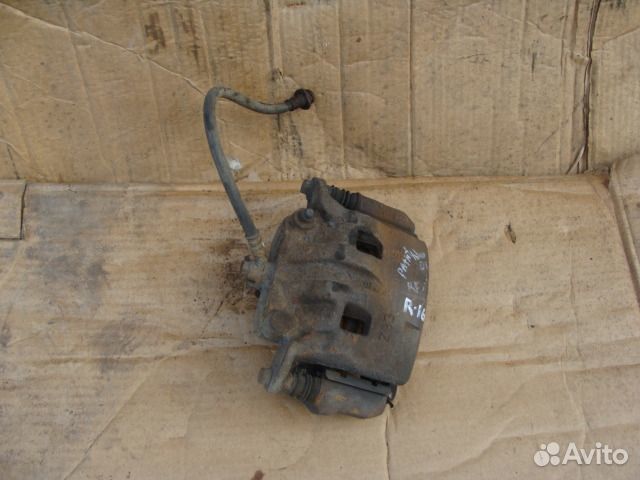 Передний суппорт Nissan navara d40 2007г