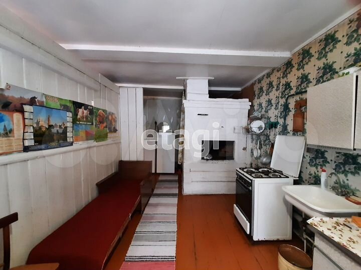 Дом 37,8 м² на участке 42 сот.