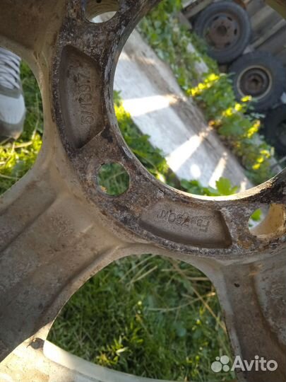 R16 Dunlop SP Touring T1 265/80, PCD 5x139.1 DIA 57.1