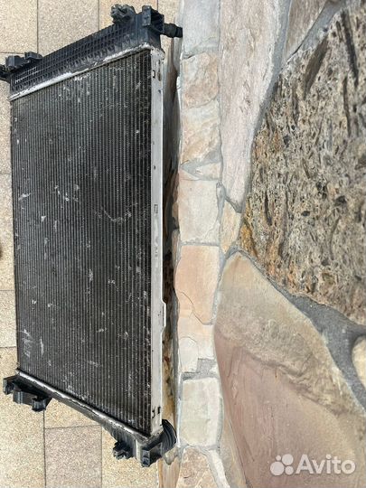 Радиатор охлаждения Mercedes w211
