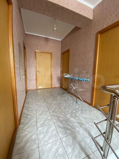 Комната 60 м², 2/2 эт.