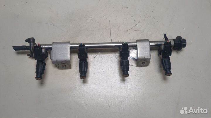 Форсунка топливная киа Carens, 2008