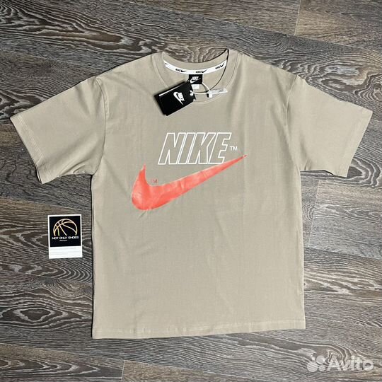 Футболка женская Nike Tee Swoosh Logo