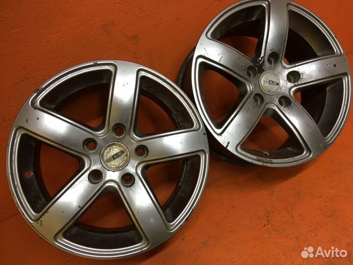 2 шт. Диски - диаметр 15 PCD 5х114,3