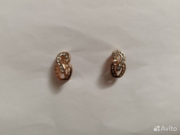 Серьги под золото