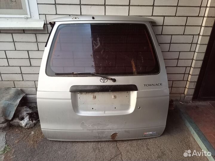 Задняя дверь Toyota Town Ace/ Lite Ace