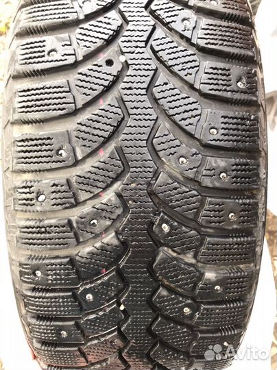 Bridgestone Blizzak Spike-01 205/60 R16 92