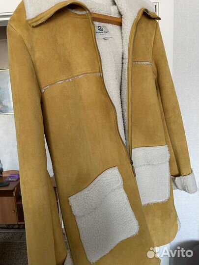 Продаётся женская куртка-дубленка