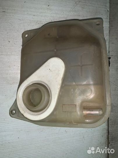 Бачок расширительный Audi A6 C4