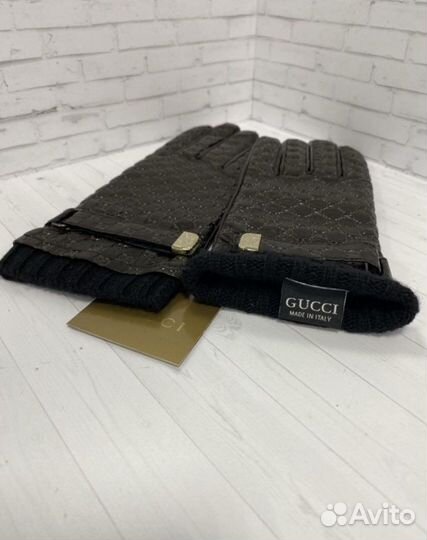 Перчатки женские кожаные Gucci