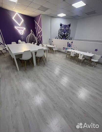 Аренда студии для выпускных и день рождений