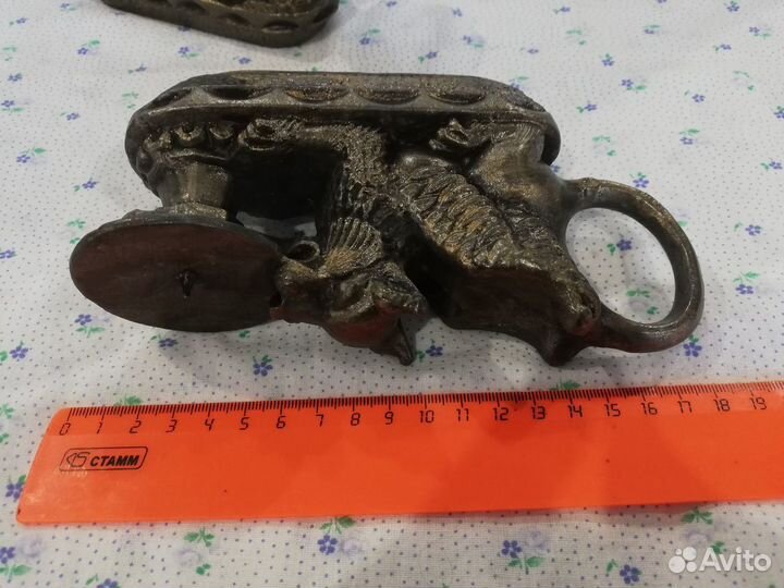 Парные подсвечники львы