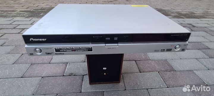 Видеомагнитофон