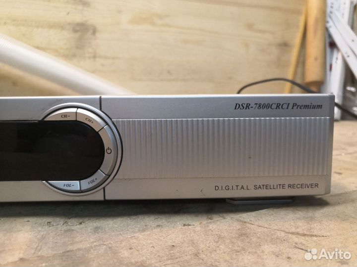 Спутниковый ресивер DSR-7800 crci Premium