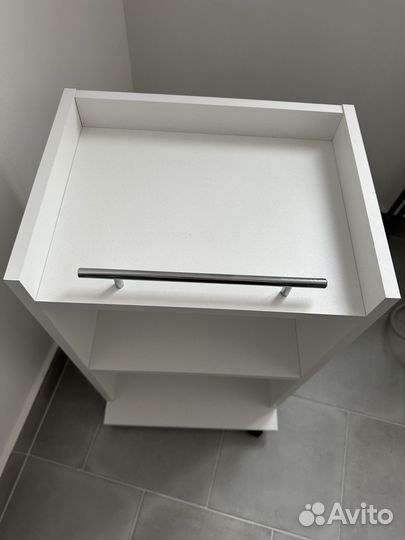 Столик тумбочка для оборудования