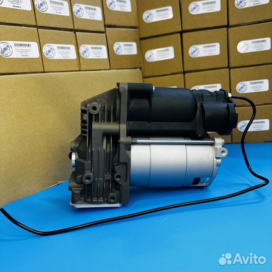 Компрессор пневмоподвески BMW (E60,E61) AMK