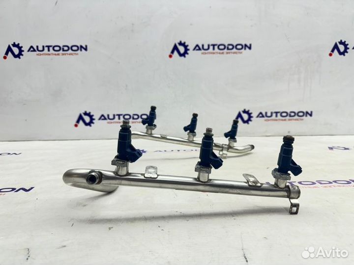 Рампа топливная с форсунками Mercedes E-Class W211