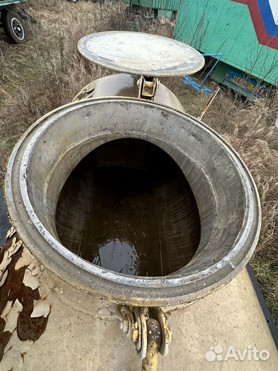 Емкость для воды 1000 литров бу