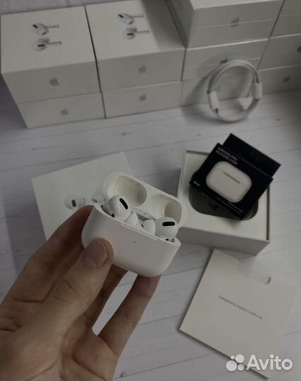 Airpods Pro + Подарочный чехол