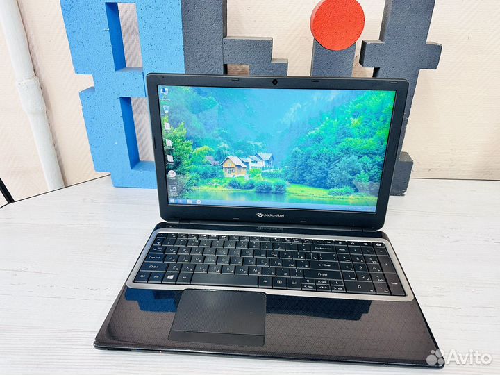 Игровой Ноутбук i3 6gb nvidia gt720