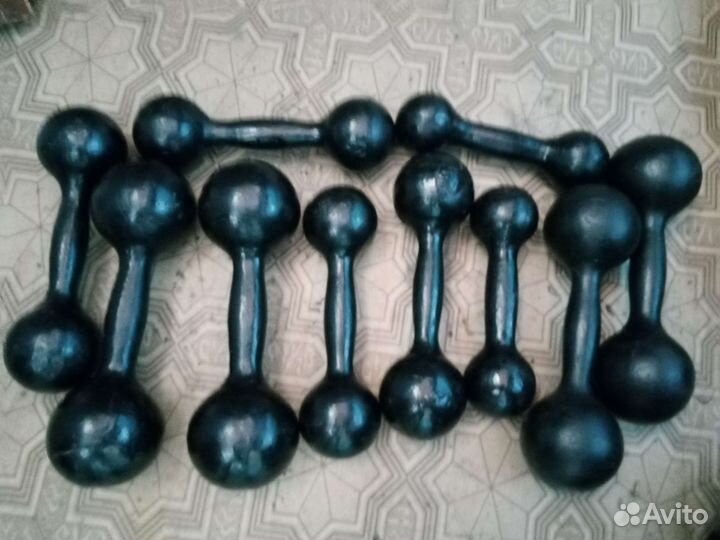 Гантели по 1; 1,5; 2,5; 2; 3; 4кг