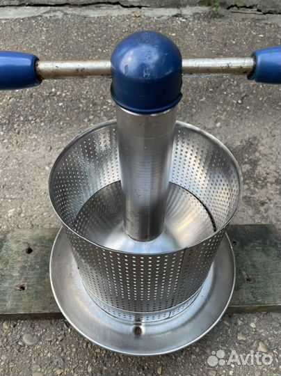 Пресс для отжима винограда