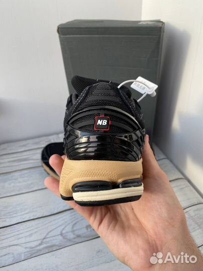 New balance 1906r