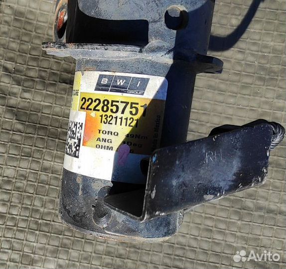 Передняя правая стойка Magnetic Cadi ATS 13-19 RWD