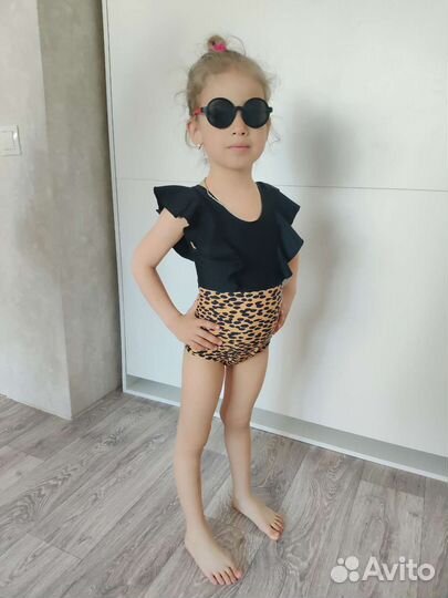 Купальник для девочки новый