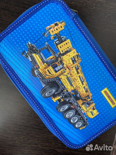 Пенал школьный