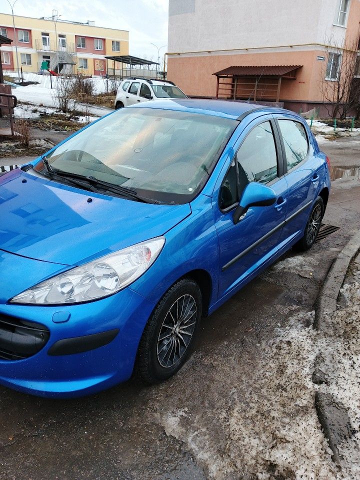 Peugeot 207: фото владельца