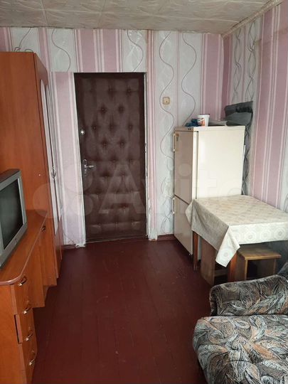 Комната 10 м² в 5-к., 1/3 эт.