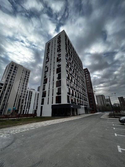 Машиноместо, 16 м²