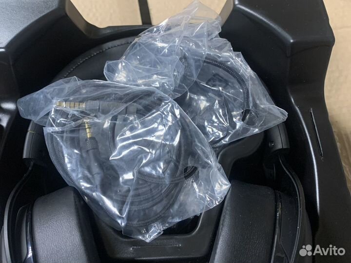 Corsair HS70 Bluetooth