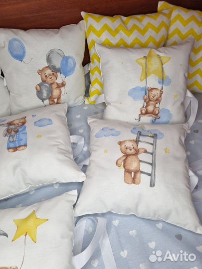 Комплект бортиков в кроватку новый