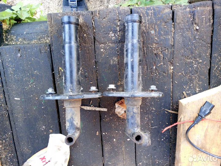 BMW e46 амортизаторы заднего бампера