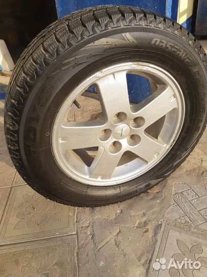 Toyo Observe GSi-6 LS 215/65 R16 98H