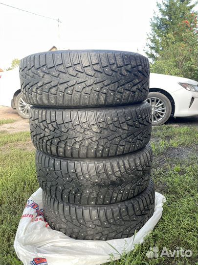 Maxxis ArcticTrekker NP3 225/55 R17