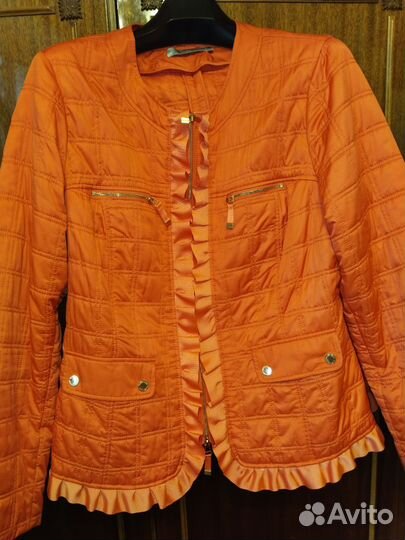 Куртка весенняя женская