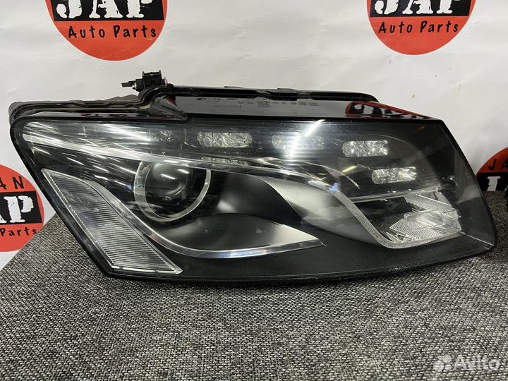 Фара правая Audi Q5 8R