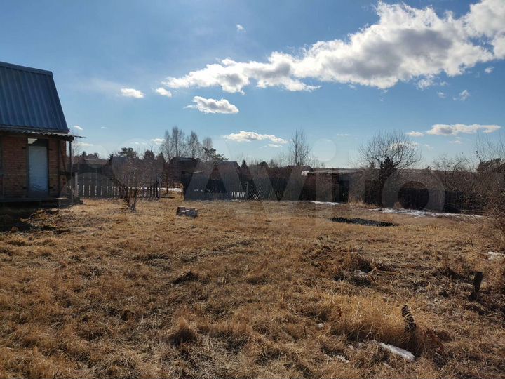 Дача 20 м² на участке 6 сот.