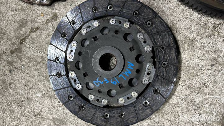 Маховик BMW 3 F30/F31/GT F34 F30 2013 21208631807