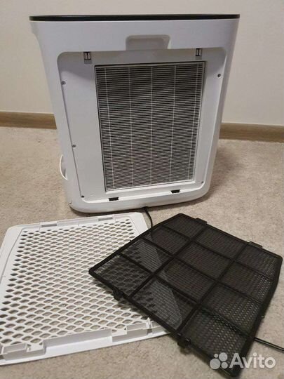 Увлажнитель и очиститель воздуха Philips HU5930/10