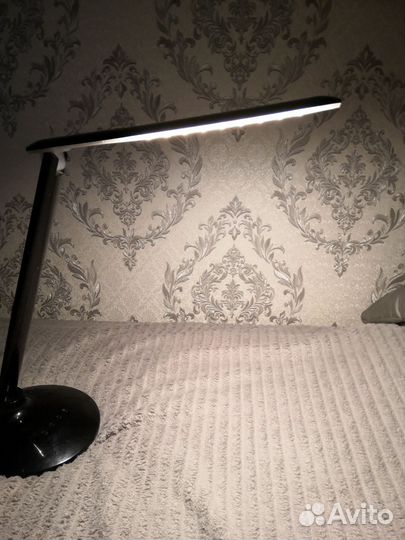 Лампа настольная Pulsar